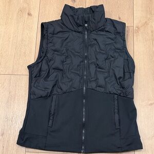 Calia Woman’s Black Puffer Vest